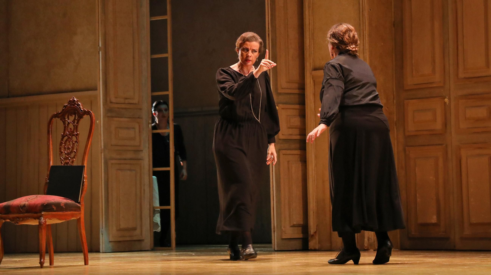 'La casa de Bernarda Alba'  ópera en el Teatro Villamarta