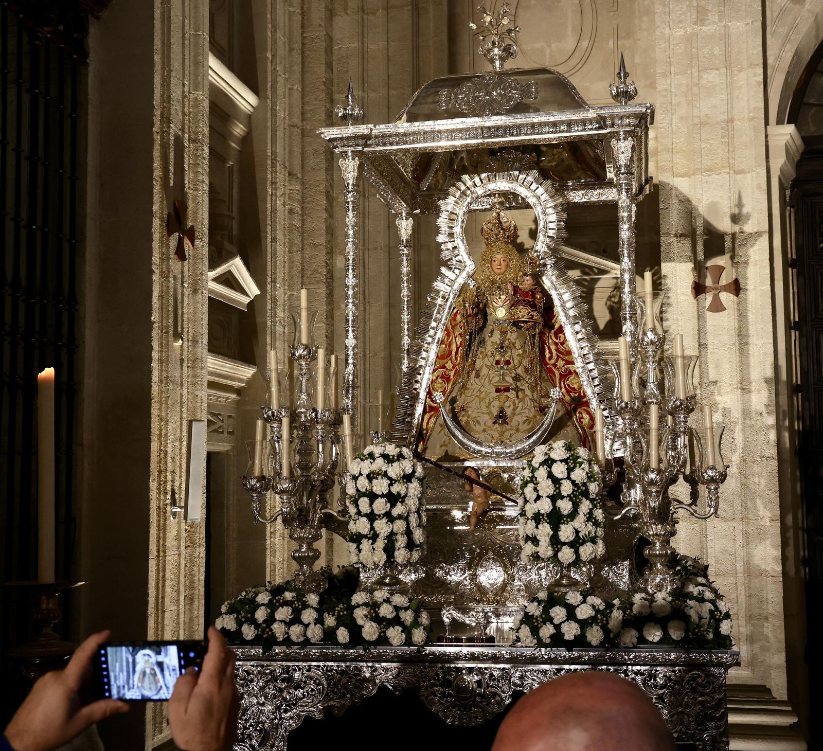 La Virgen de Valme, Consolación y Setefilla ya están en la Iglesia del Sagrario