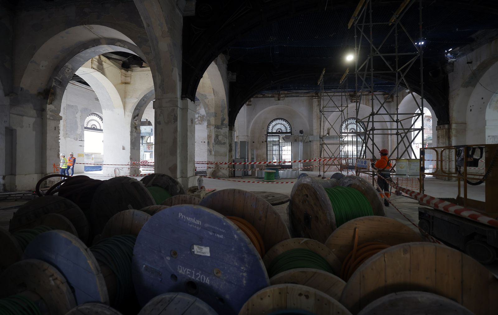 Las imágenes de la visita  a la Fábrica de Artillería