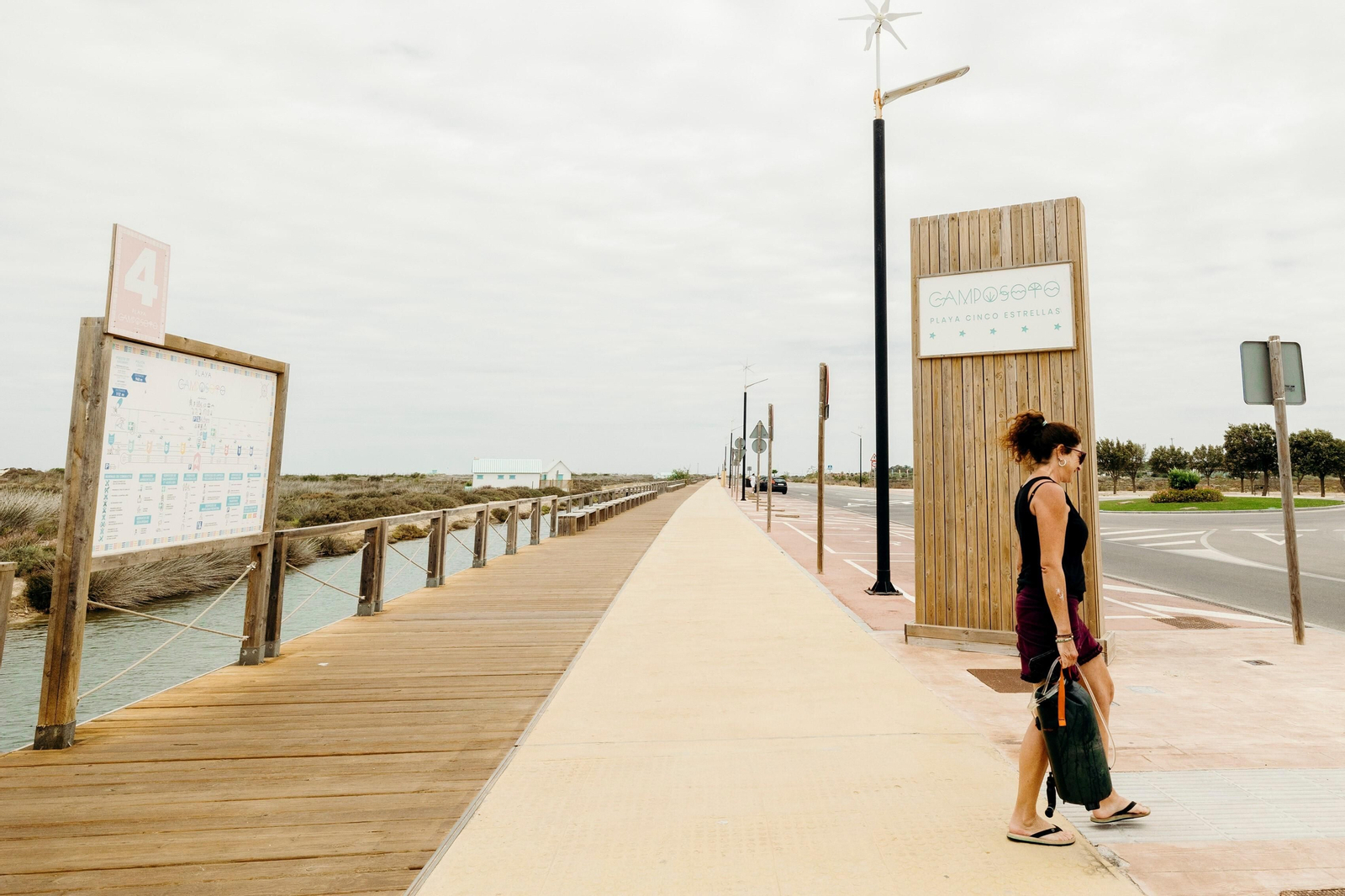 La playa de Camposoto en San Fernando, en imágenes