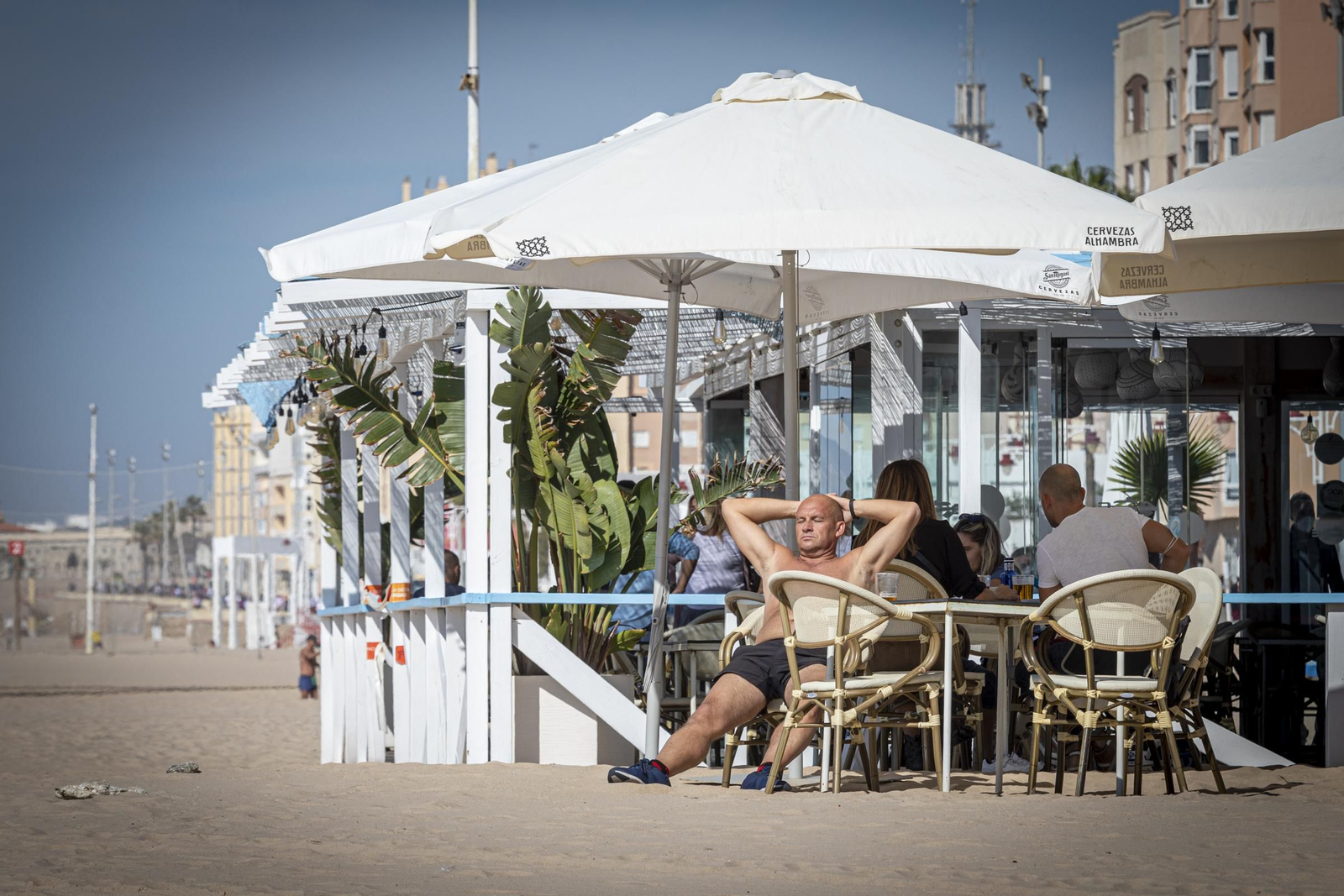 Imágenes: Así vive  Cádiz su primer puente en nivel 3