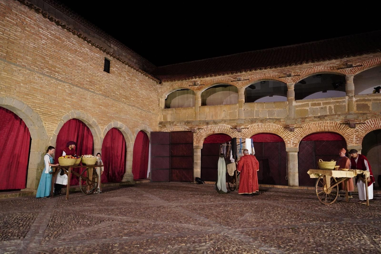 El Halcón y la Columna regresa con éxito a Belalcázar, en imágenes