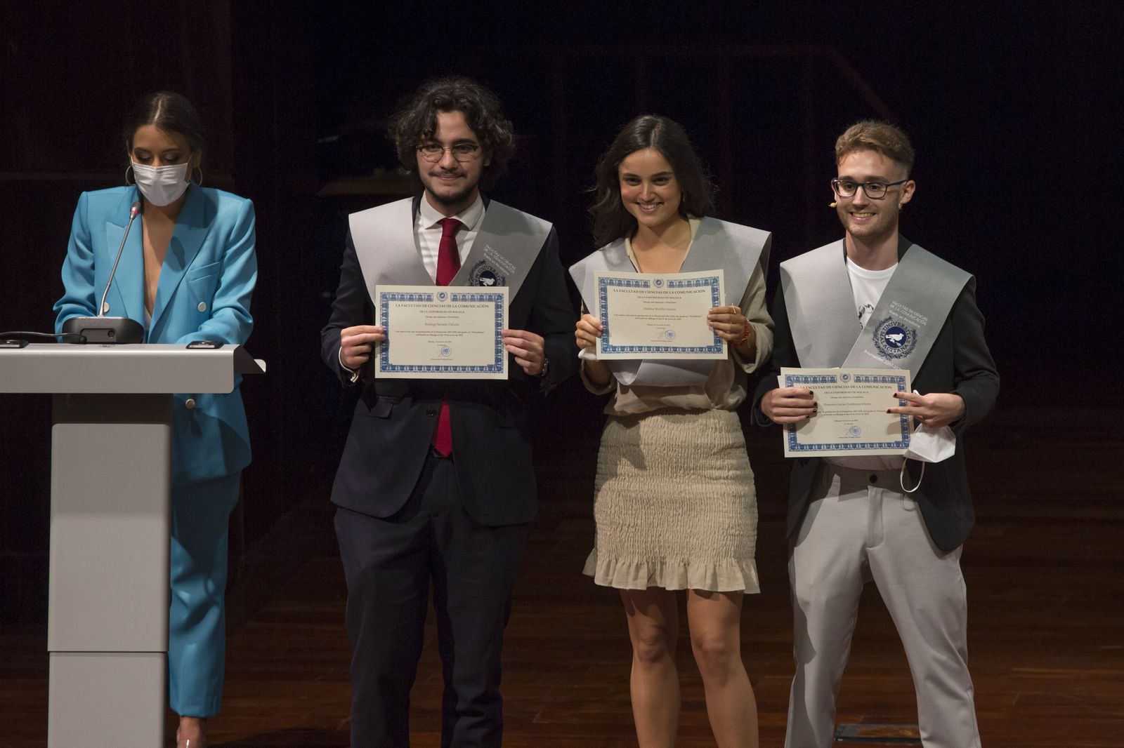 La graduación de los alumnos del Grado de Periodismo de la UMA, en fotos