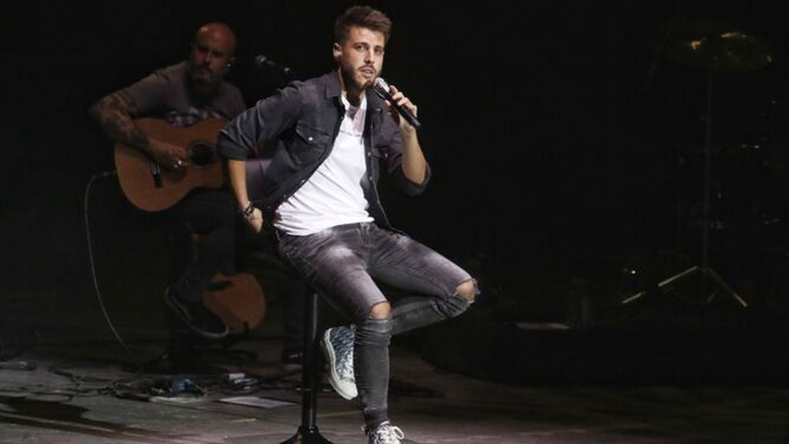 Antonio José, durante uno de sus conciertos en Córdoba