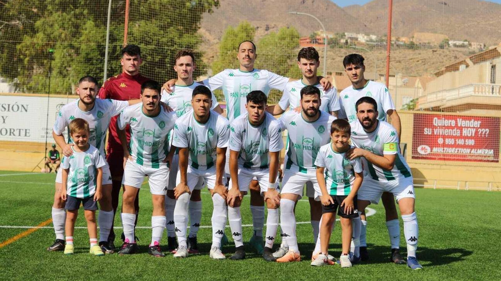 Once presentado por el Huércal en un partido de esta temporada disputado en el Francisco Pomedio. Once presentado por el Huércal en un partido de esta temporada disputado en el Francisco Pomedio.
