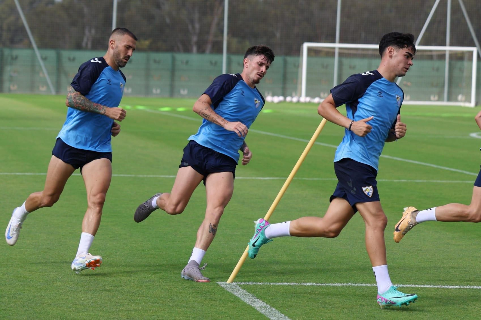 El primer entrenamiento de la semana del Málaga CF, en fotos