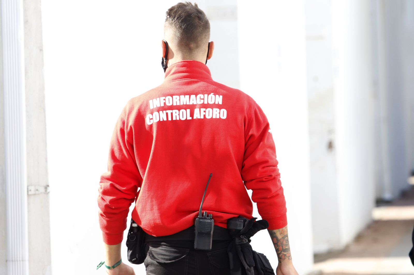 El covid-19 motiva un Día de los Santos de recogimiento en los cementerios de Córdoba