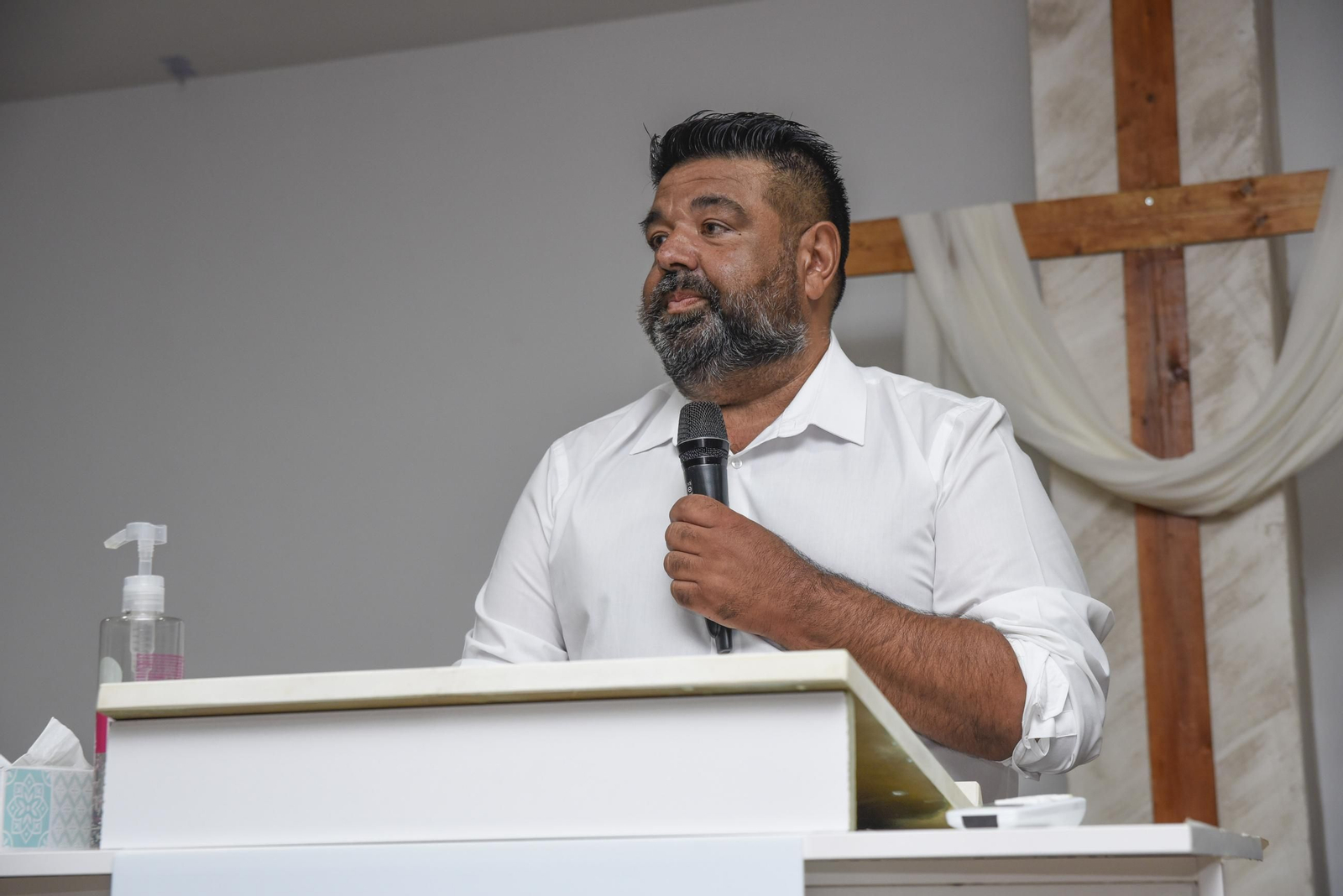 Las fotos de la misa cantada de la iglesia evangélica Ebenezer de La Línea