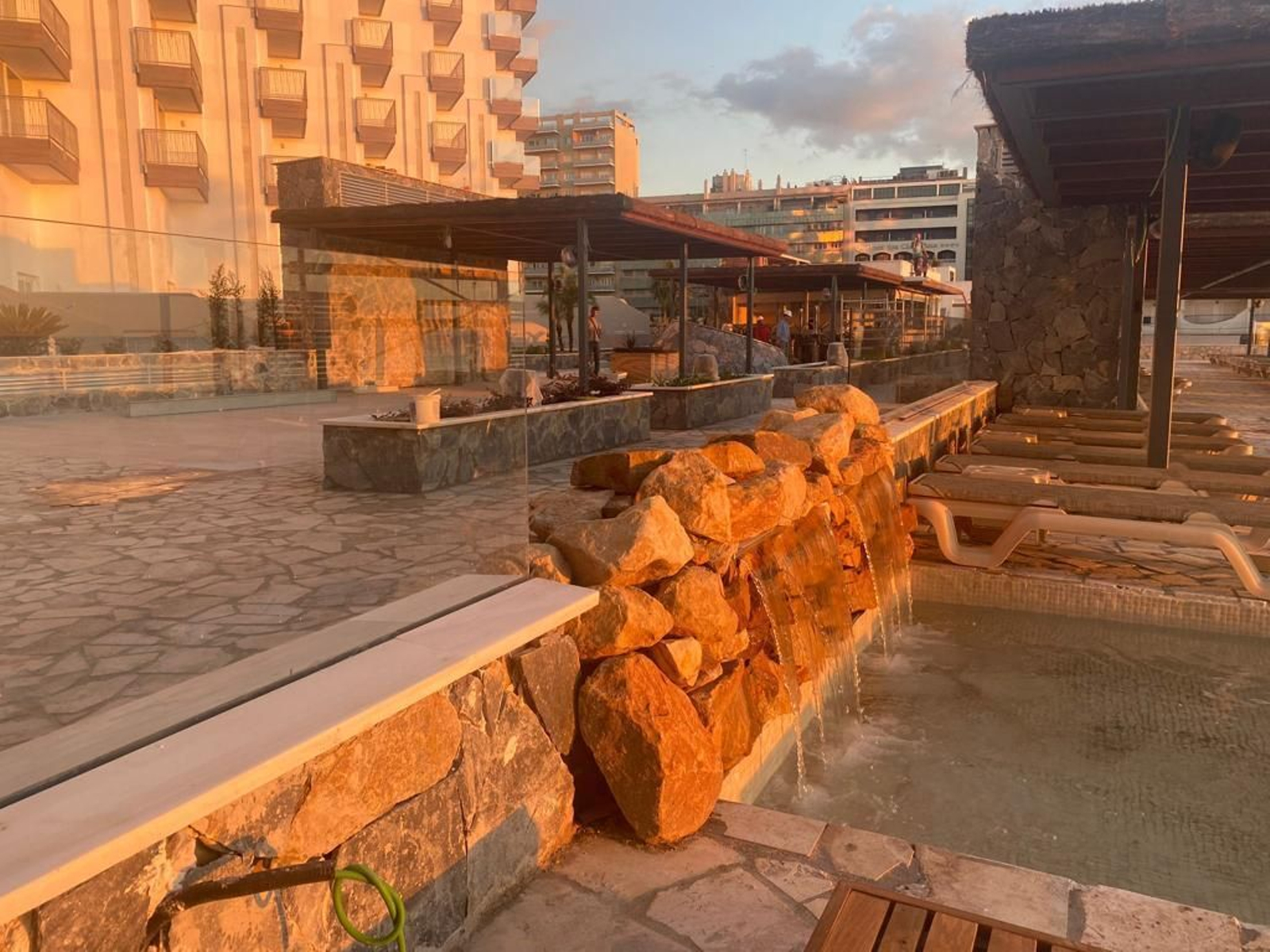 Las espectaculares imágenes del nuevo hotel del Grupo Q en el Tiempo Libre de Cádiz