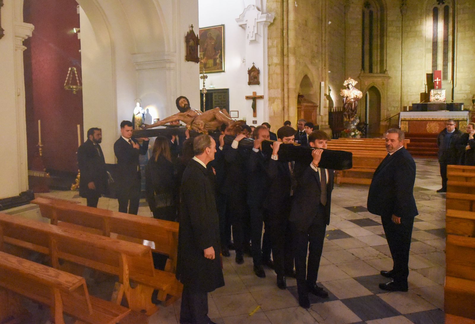 Las fotos del vía crucis de la hermandad de la Buena Muerte