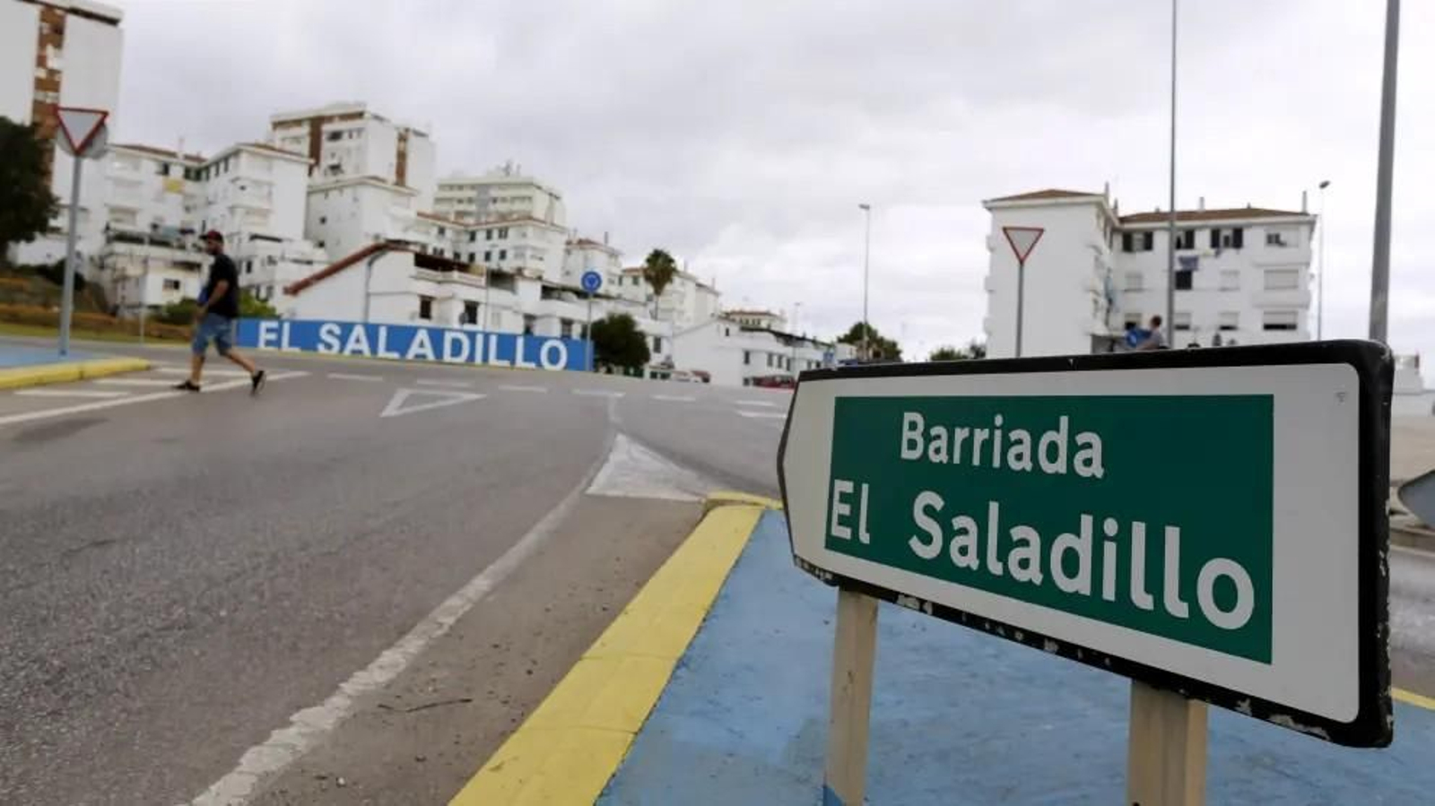 Entrada de la barriada de El Saladillo, en Algeciras.