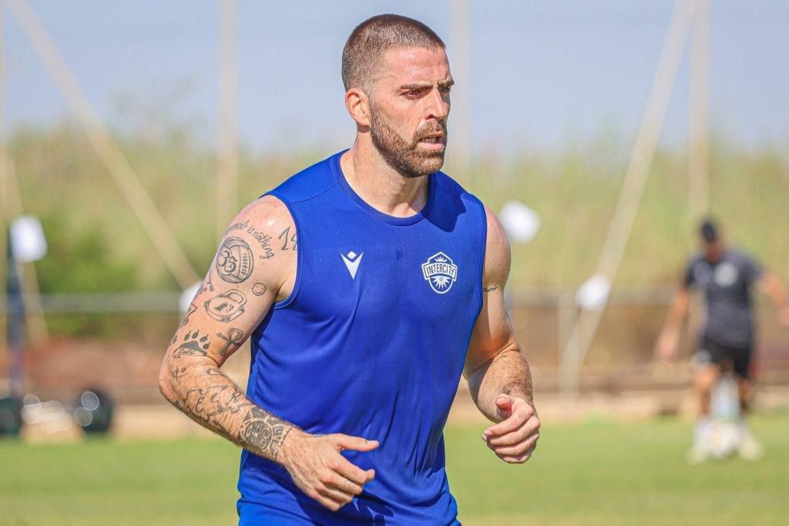 Rafa Gálvez, durante un entrenamiento con el Intercity la pasada temporada.