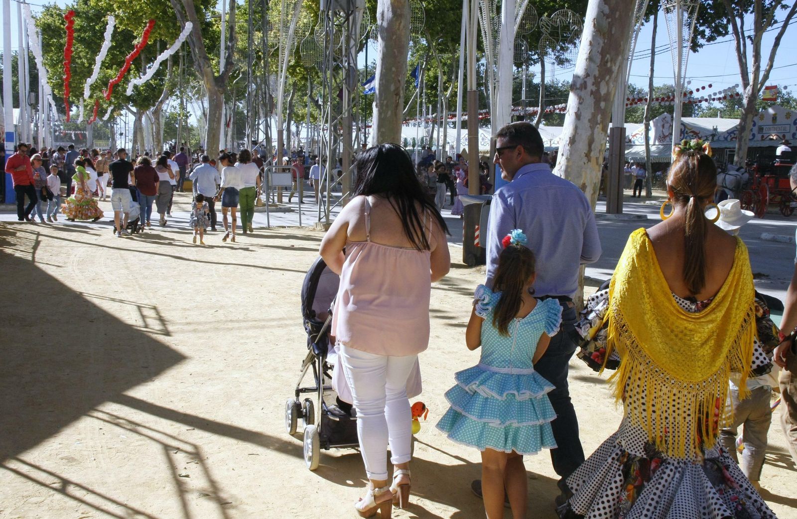 Aunque sí había mucho público, en comparación con otros años el ambiente en el Real de Las Banderas era de menos masificación.