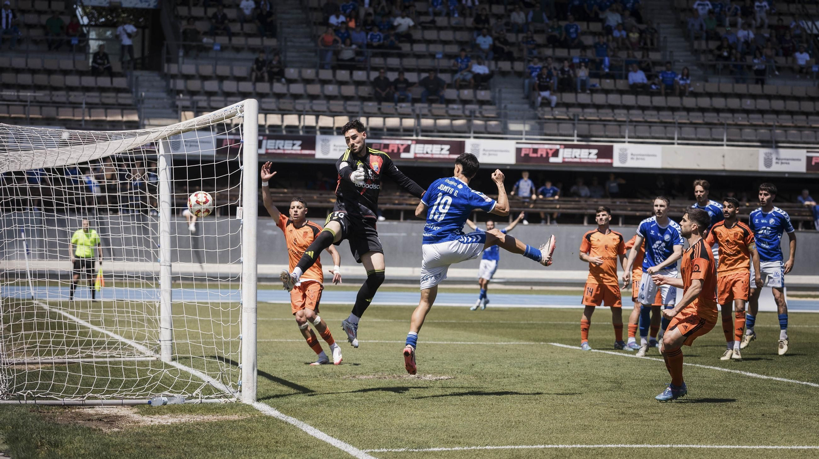 Las imágenes del derbi entre Xerez DFC y Xerez CD en Chapín