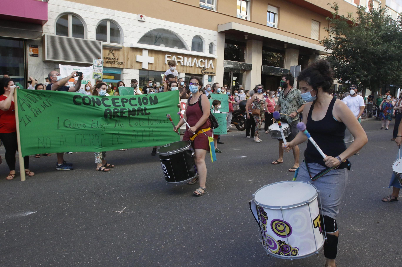 Las imágenes de la concentración contra el cierre de unidades en Córdoba