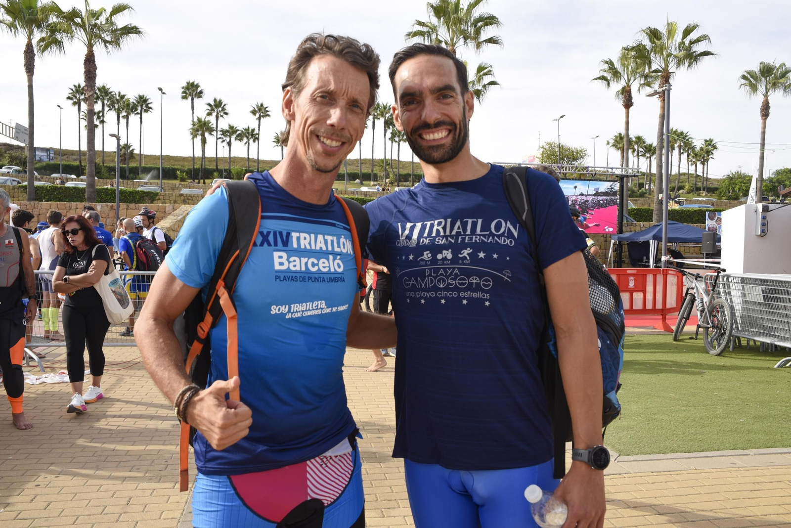 Búscate en las fotos del XI Triatlón de San Roque