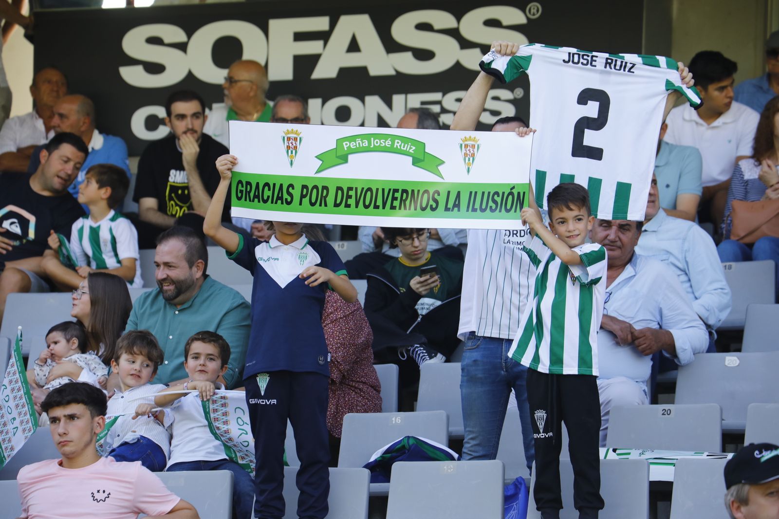 Las imágenes de la afición del Córdoba CF en el partido ante el Talavera