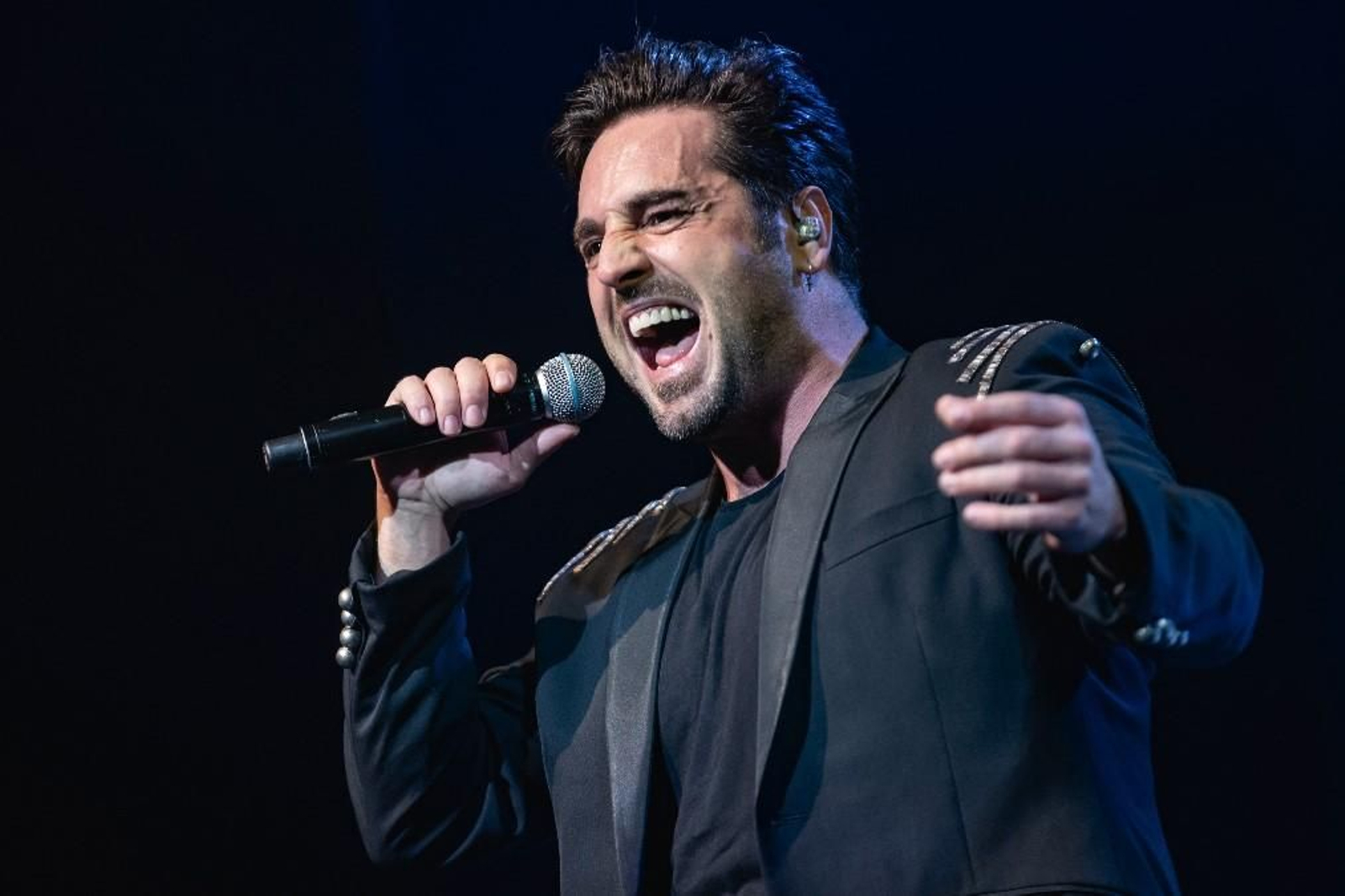 Bustamante ofrecerá un 'show' en el Teatro Villamarta este sábado Bustamante ofrecerá un 'show' en el Teatro Villamarta este sábado