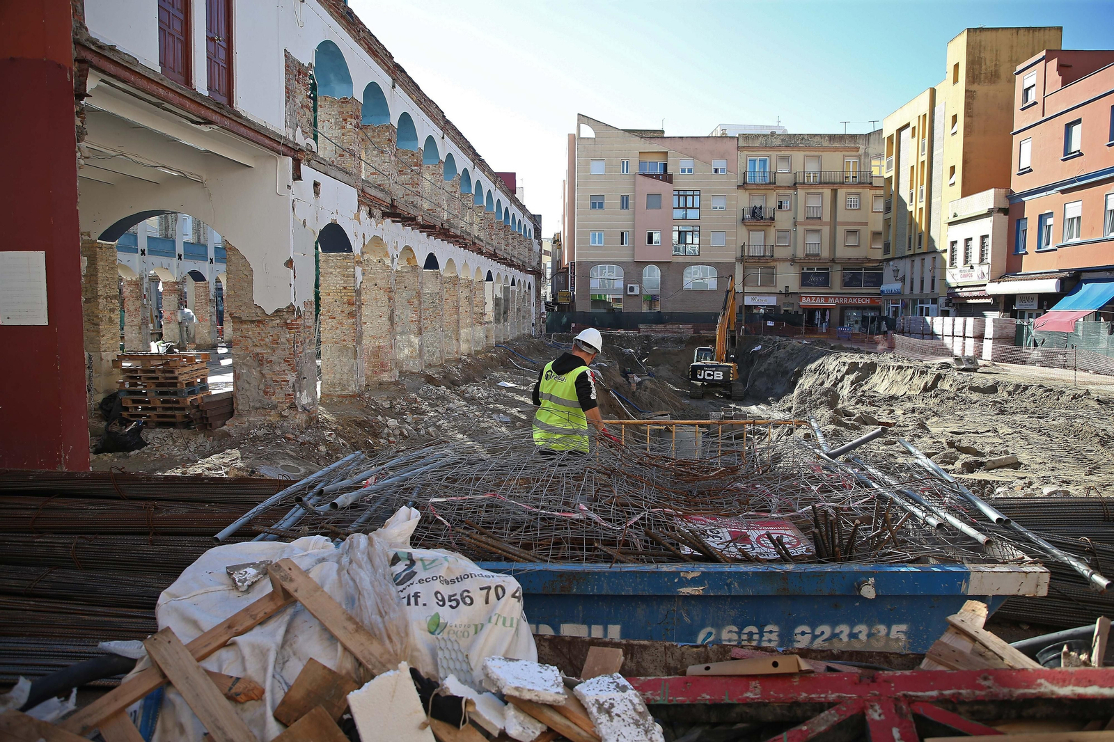 Fotos de las obras del mercado de La Línea