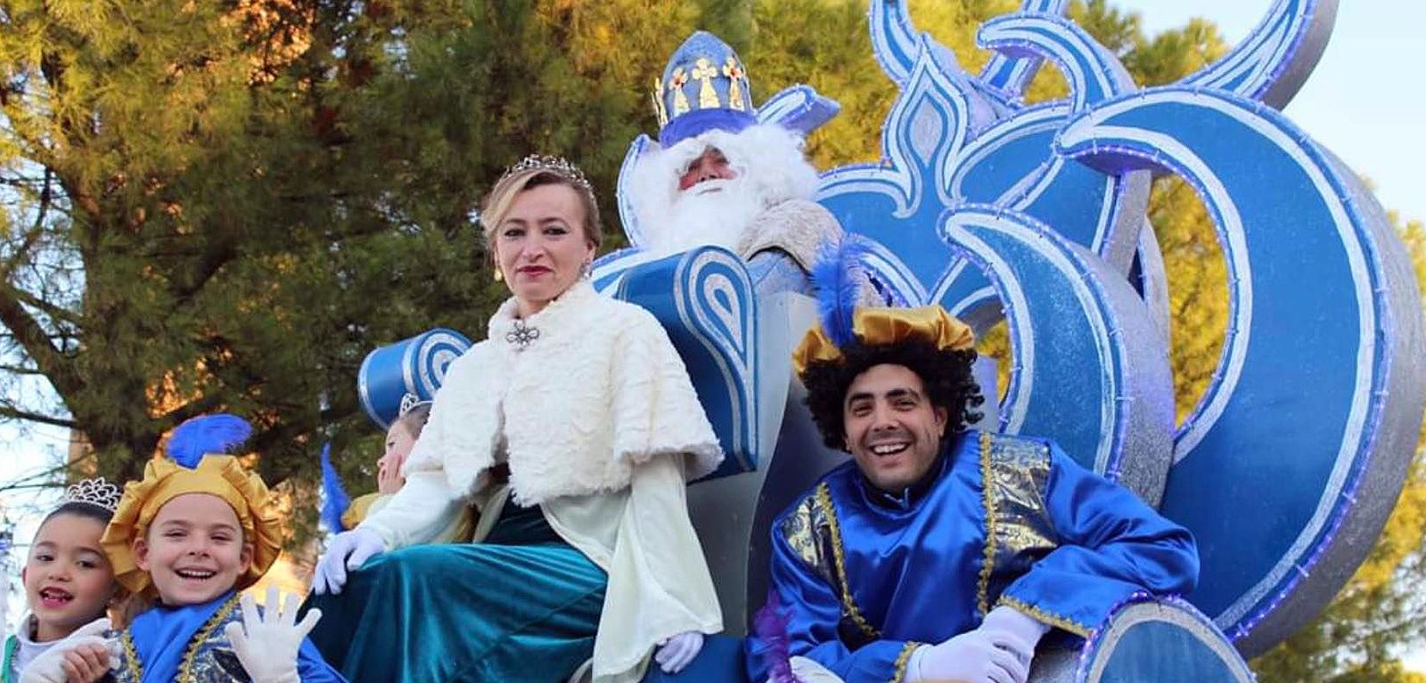 Pinos Puente cambia el recorrido de la cabalgata a calles más anchas para evitar aglomeraciones