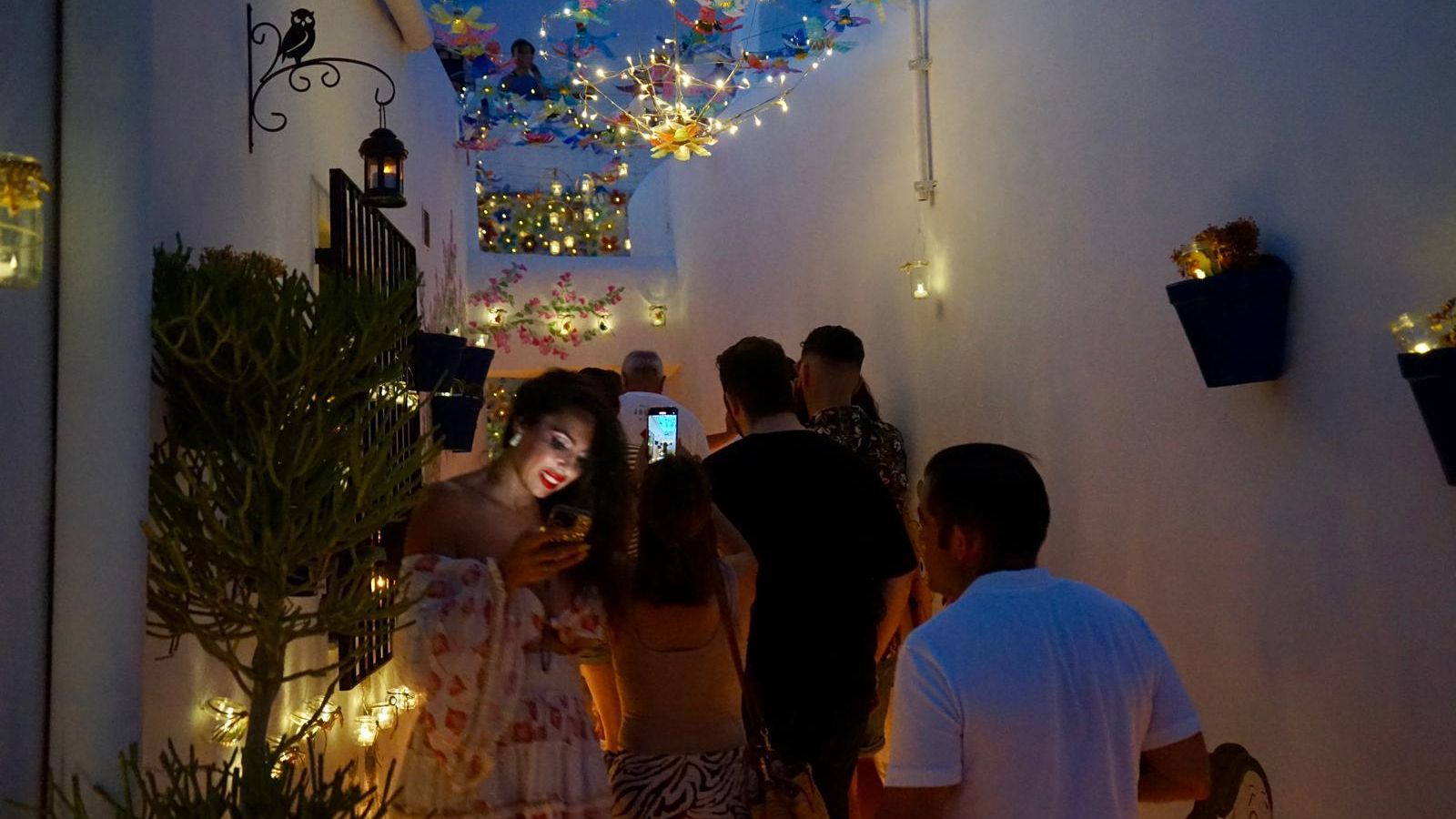 Así se ha vivido la X edición de "Paseando entre velas" de Vícar