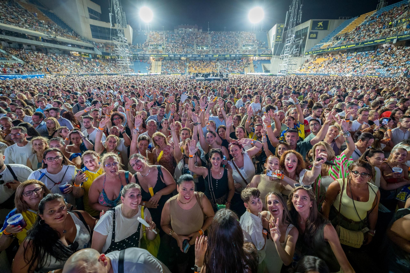 Público en el concirto de Antoñito Molina en el Nuevo Mirandilla el pasado sábado.