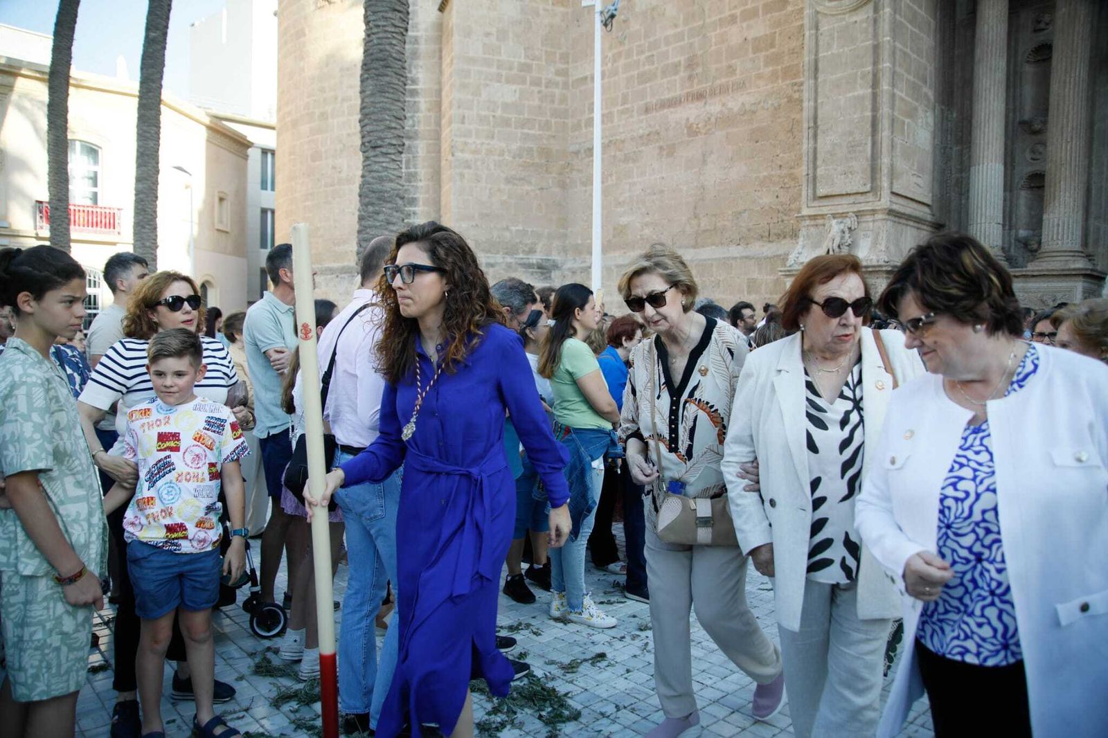 Imágenes de la procesión del Corpus Christi en Almería: así han sido la misa y la posterior marcha por la capital