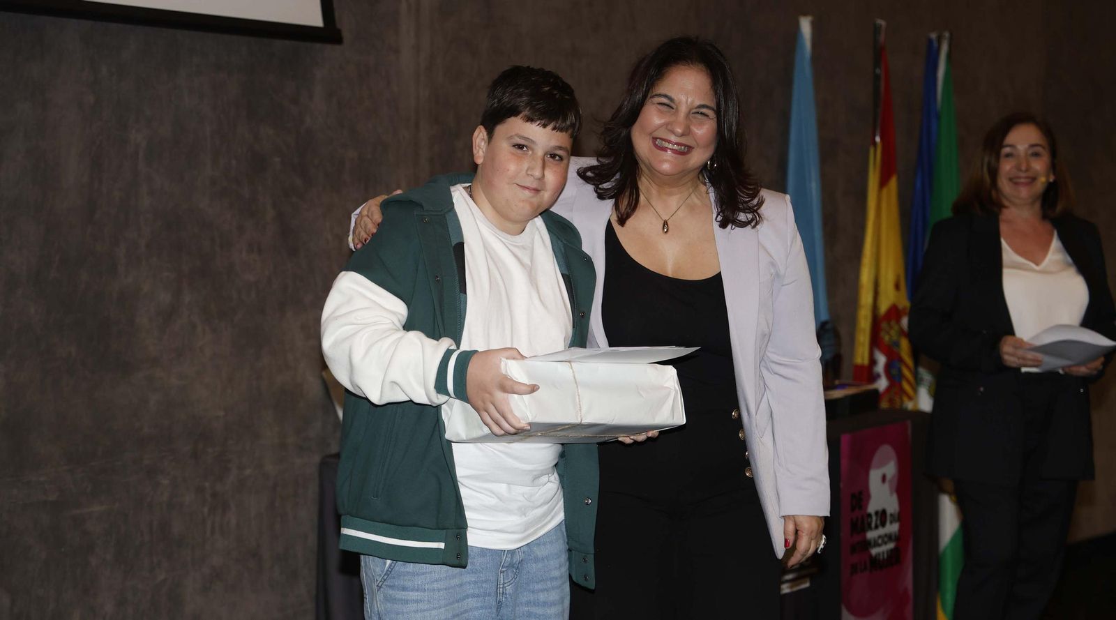 Las fotos de la entrega de los Premios a la Mujer Linense 2025