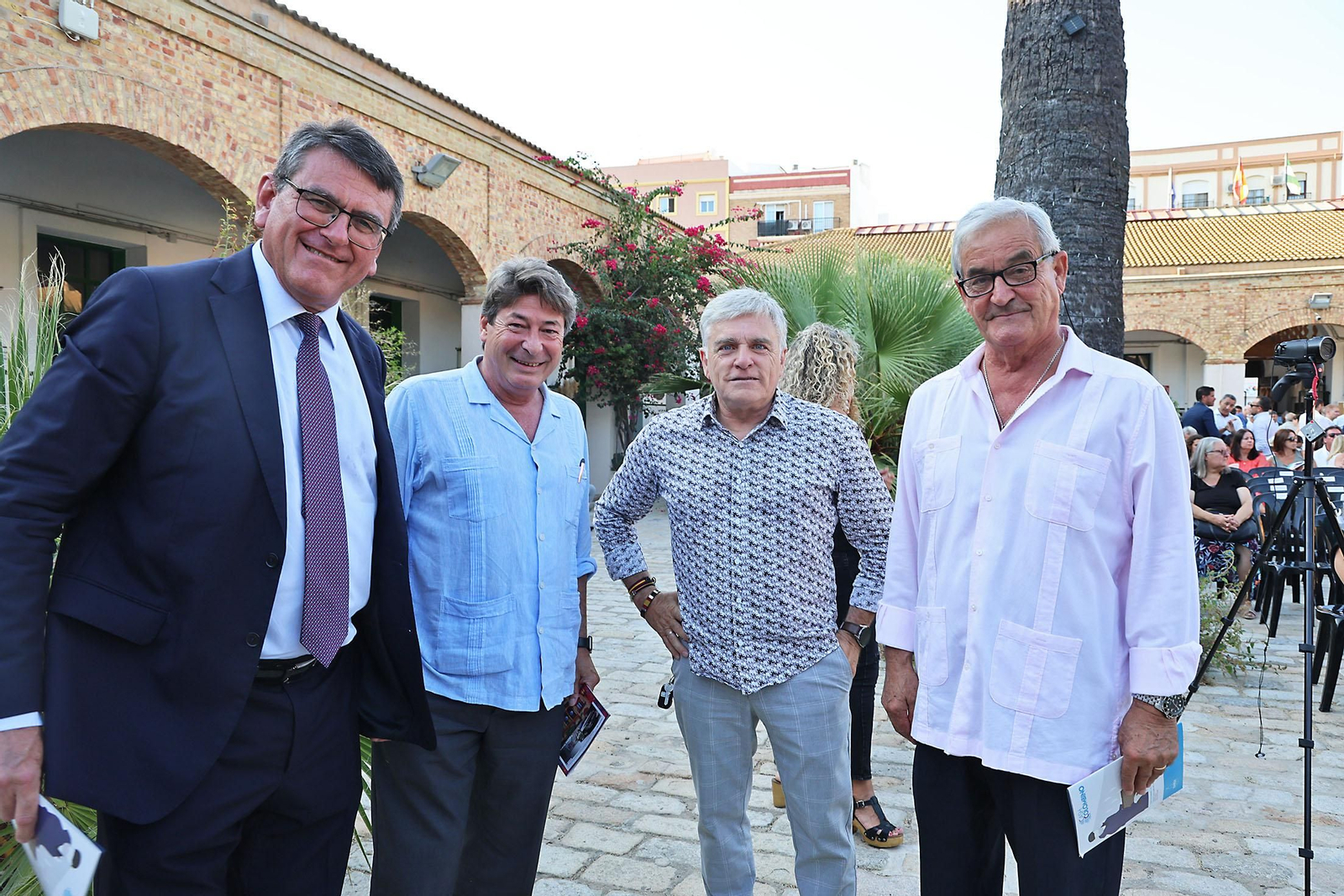Imágenes del Pregón taurino de las Fiestas Colombinas 2025 a cargo de Luis Carlos Sáenz de la Torre