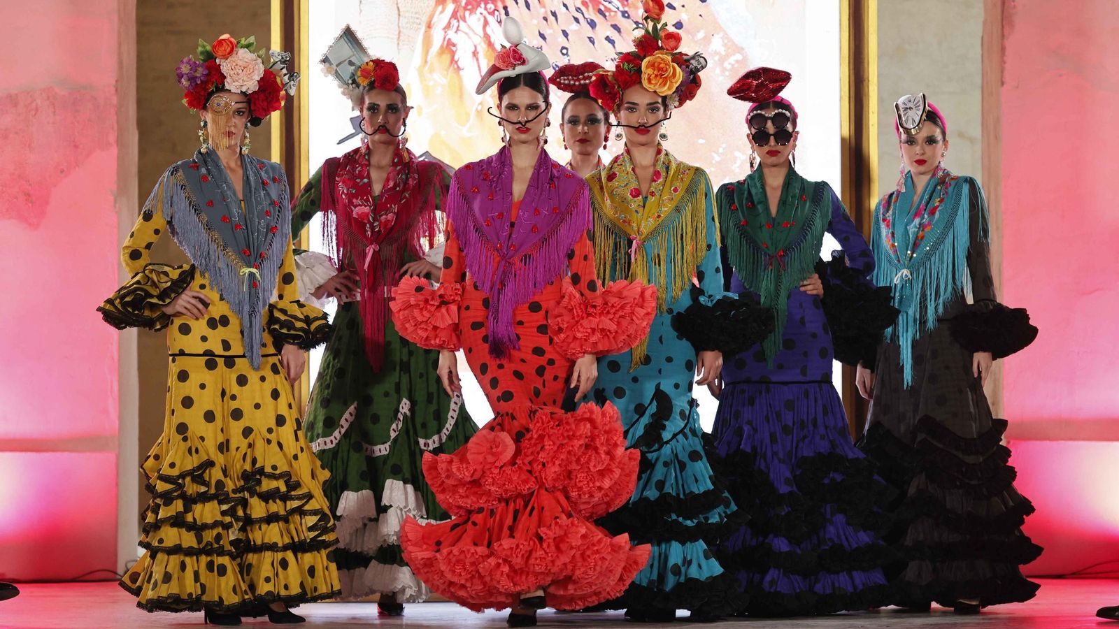 Presentación de la colección de trajes de flamenca 2025 de Rocío Peralta.