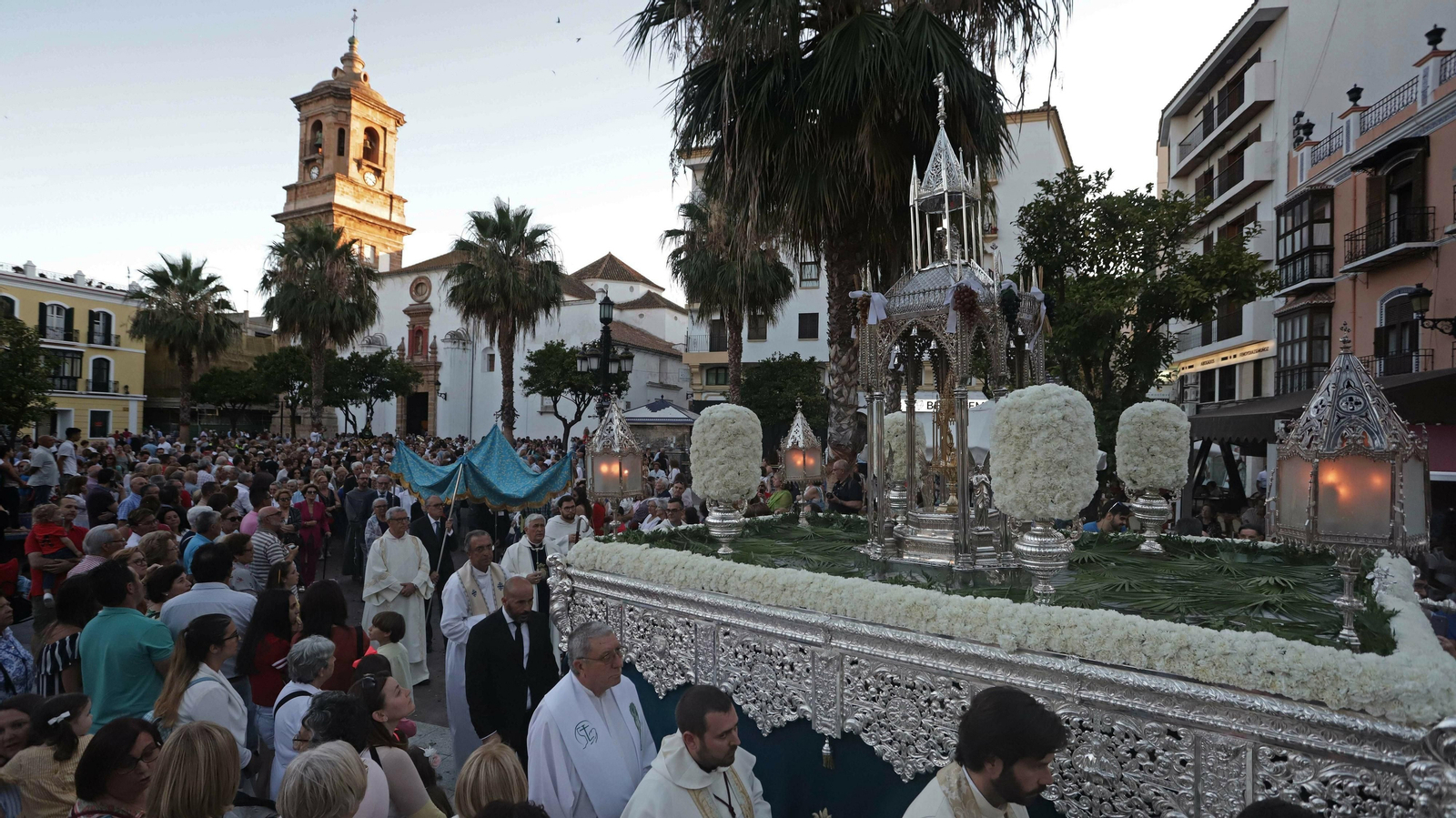 Las mejores fotos de la procesión del Corpus en Algeciras