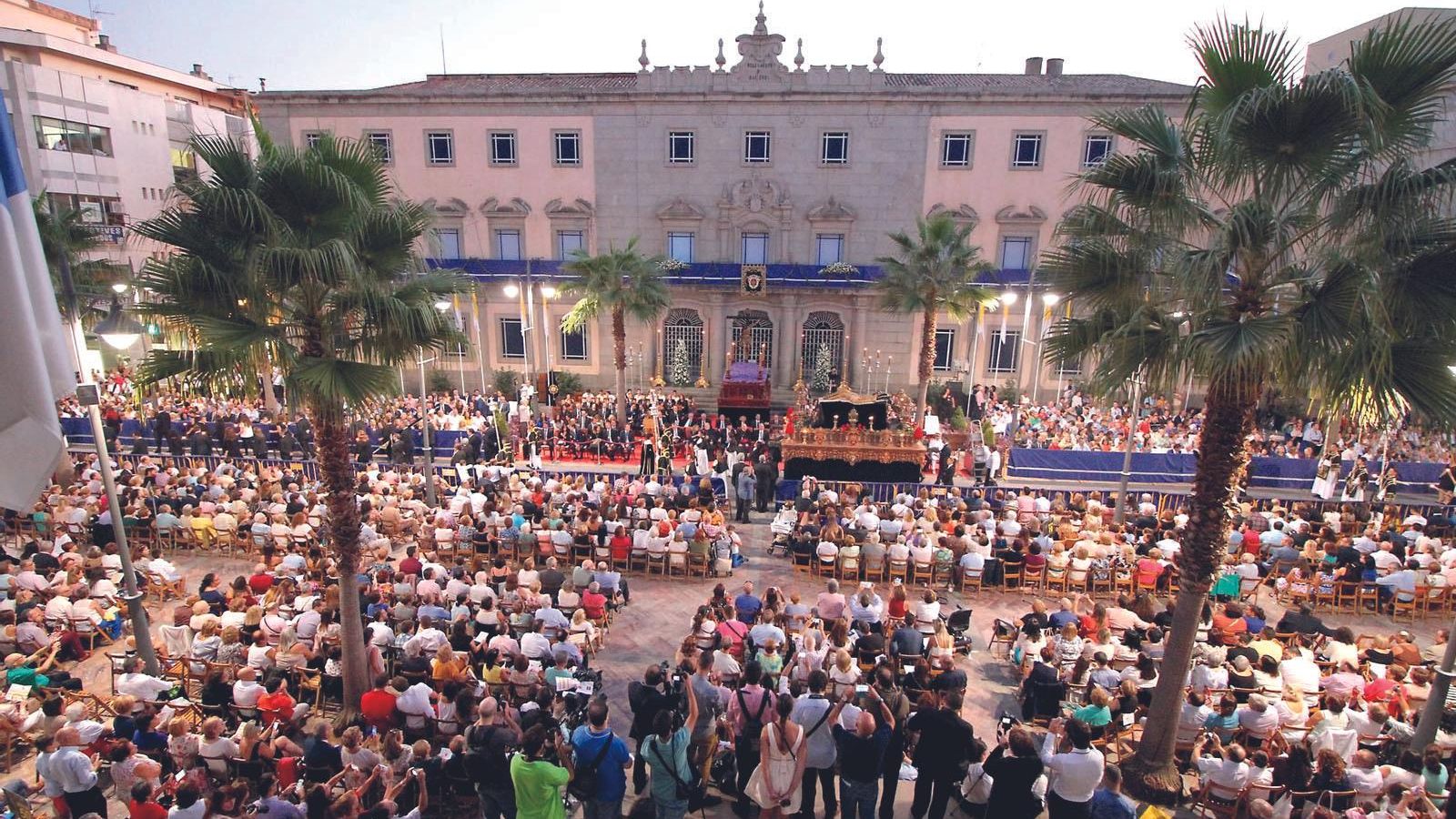 Procesión Magna Procesión Magna
