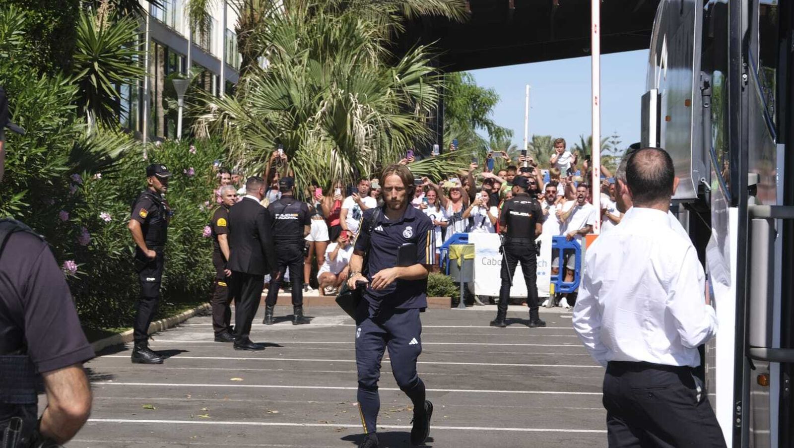 La llegada del Real Madrid a Almería en imágenes