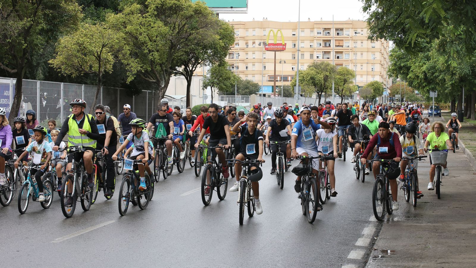 Búscate en la ruta ciclista por Jerez de 'bici amistad'