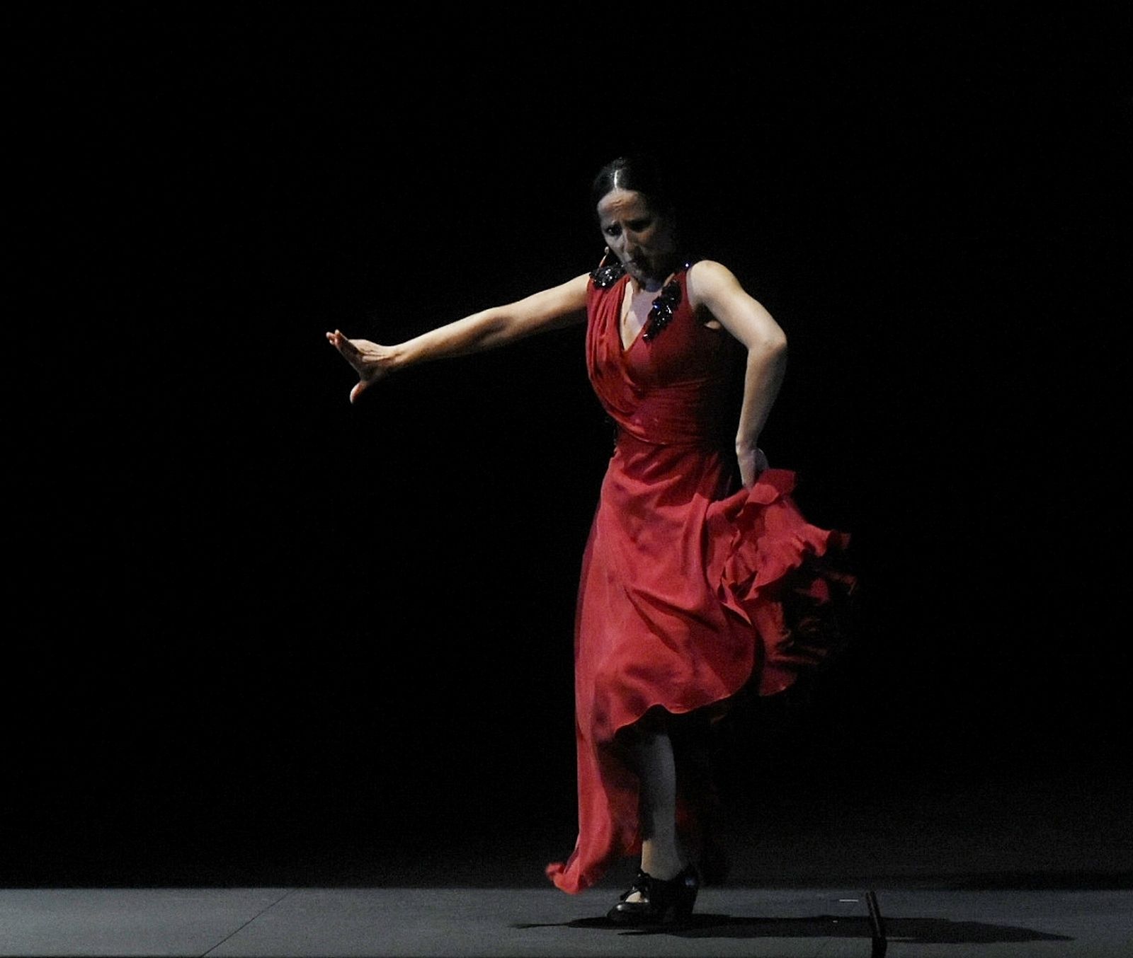 Un momento de la actuación de Mercedes Ruiz en el Gran Teatro.