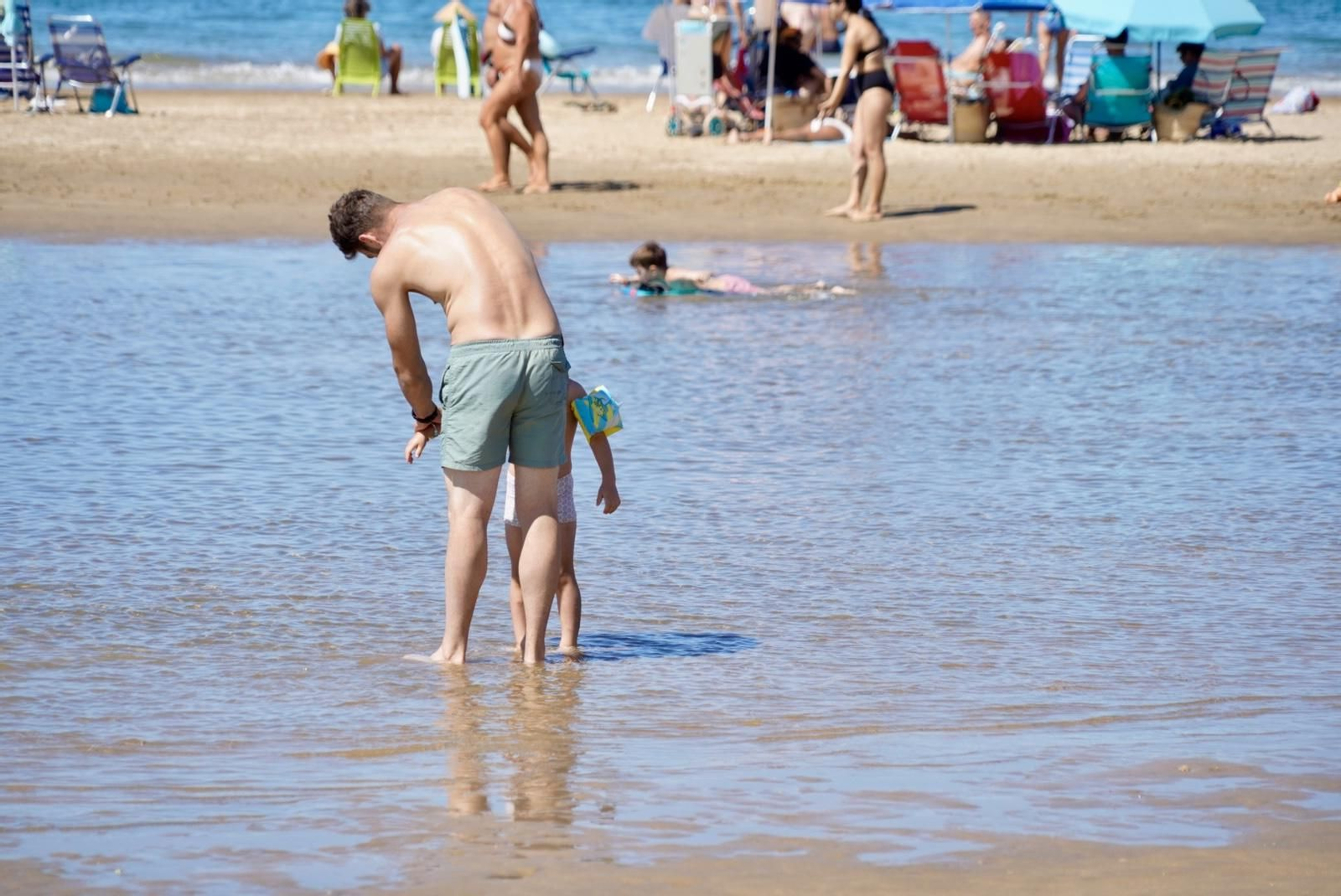 La mañana del sábado en la nueva playa de El Portil