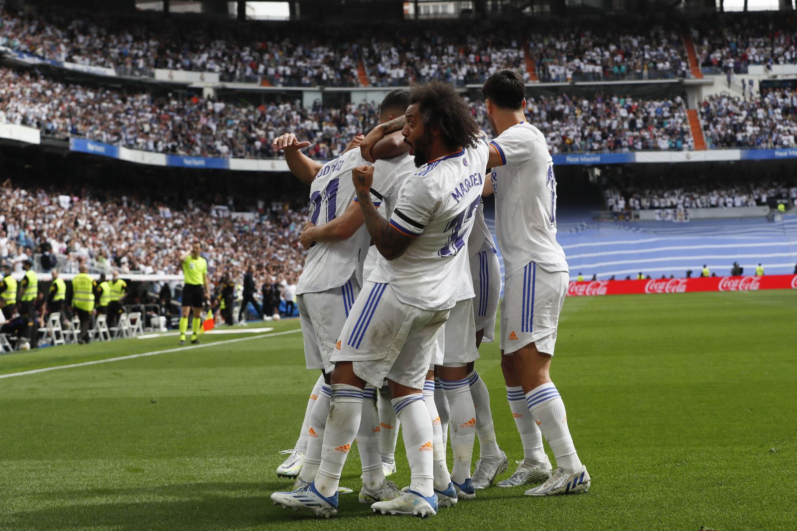 Victoria del Real Madrid y celebración del título de Liga