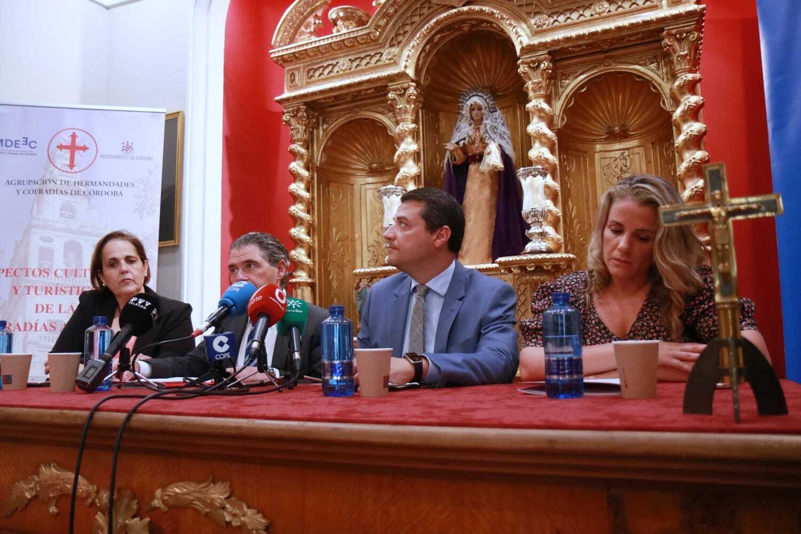 Blanca Torrent, Manuel Murillo, José María Bellido y Sarai Herrera.