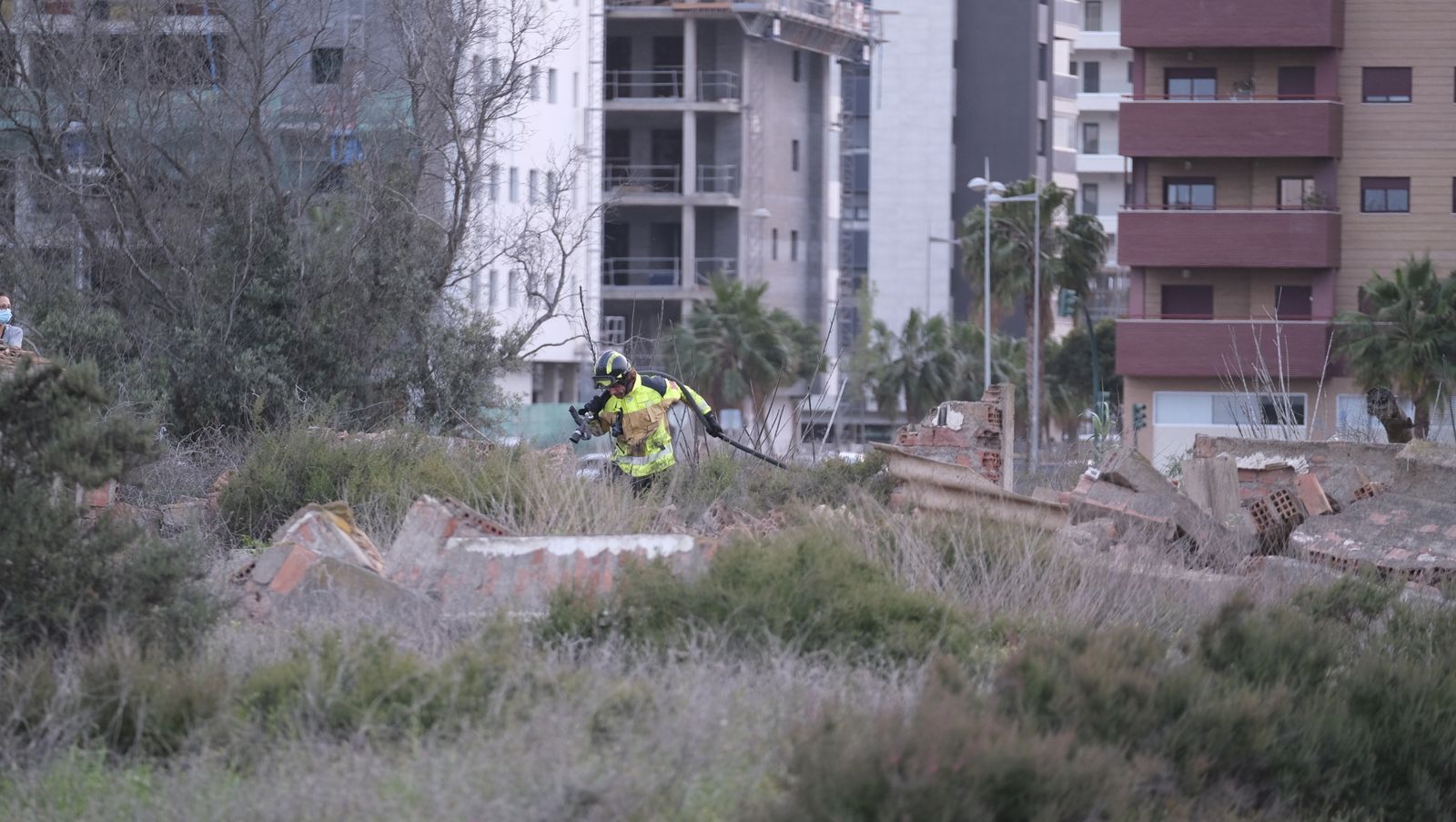 Fotogalería incendio descampado Vega de Acá. Almería