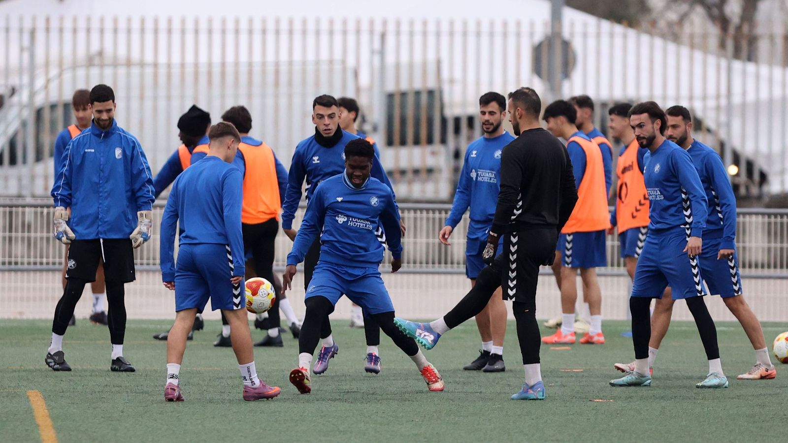 Imágenes del entrenamiento del Xerez DFC en la Granja