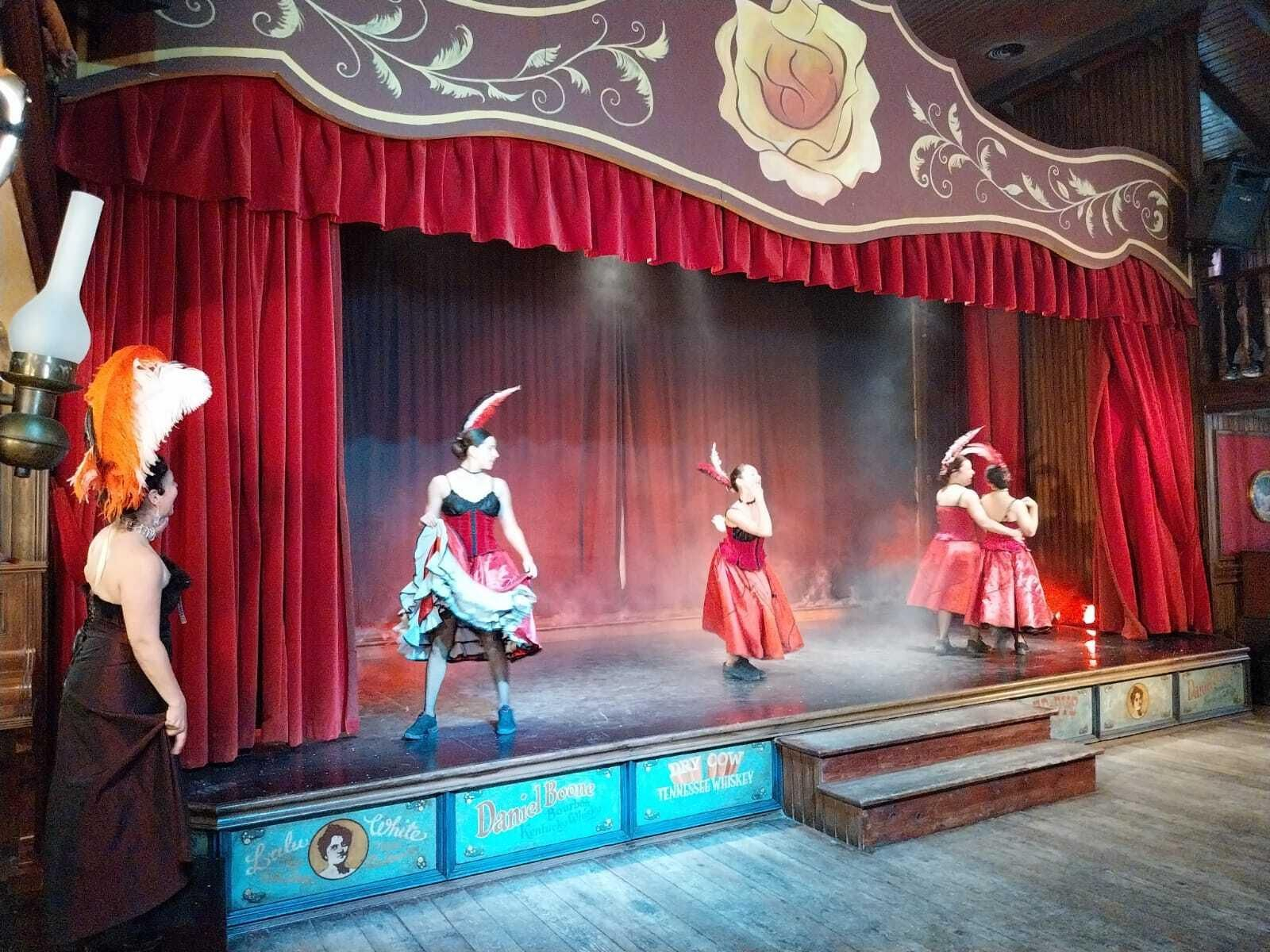 Vea cómo es el Mini Hollywood Oasys y sus espectaculares decorados