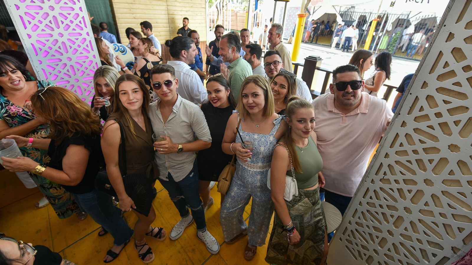 Búscate en las fotos del jueves en la Feria Real de Algeciras