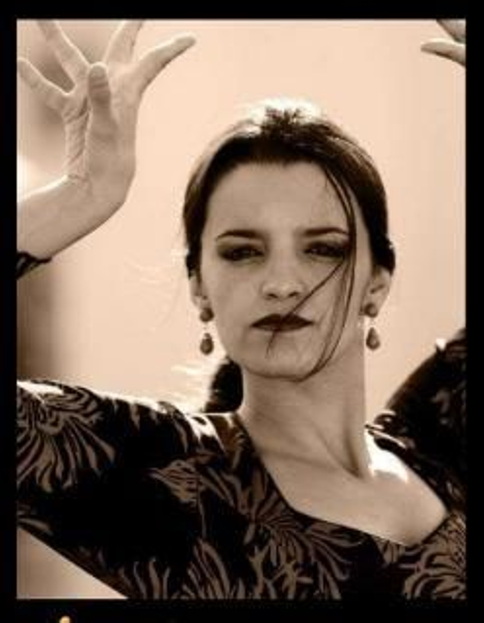 Detalle del cartel de una actuación en Tabanco Cruz Vieja.