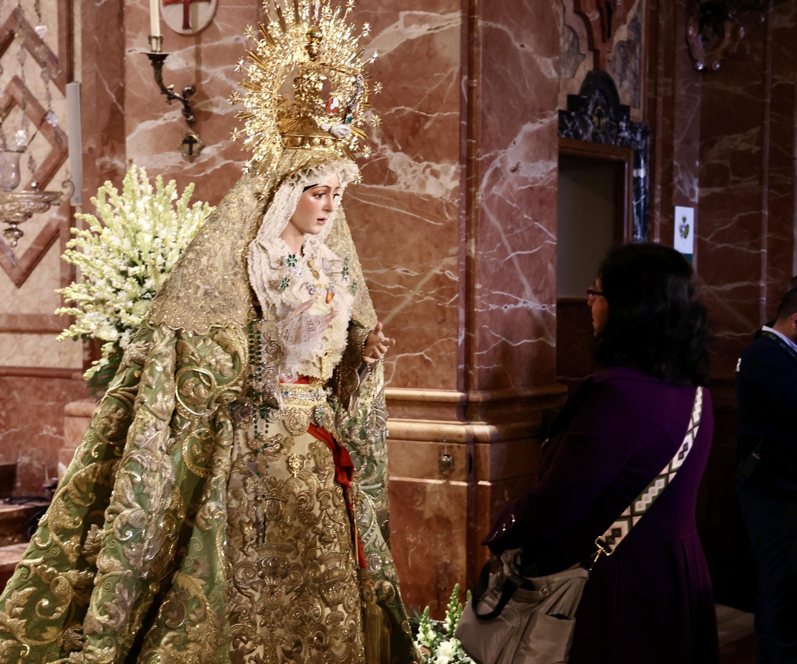 La vuelta de la Esperanza Macarena tras la restauración de Manzano, en imágenes