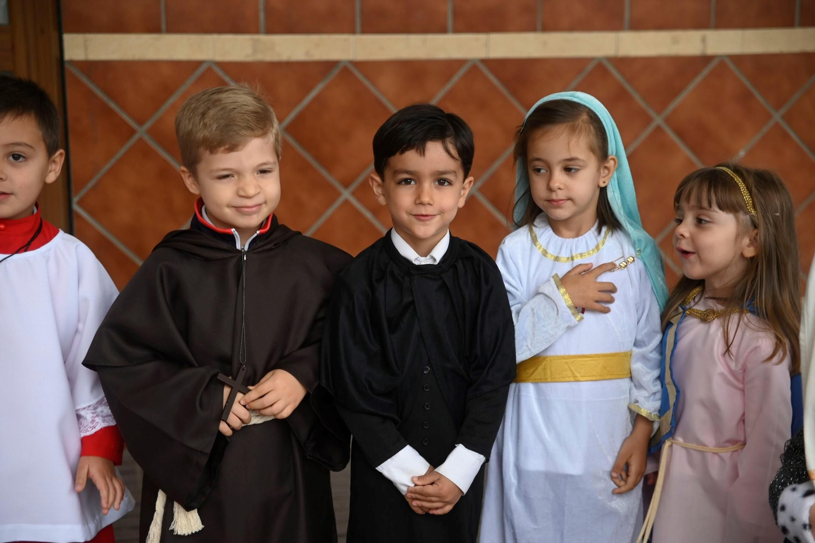 Las mejores imágenes de la celebración del Día de los Santos del colegio Salesianos