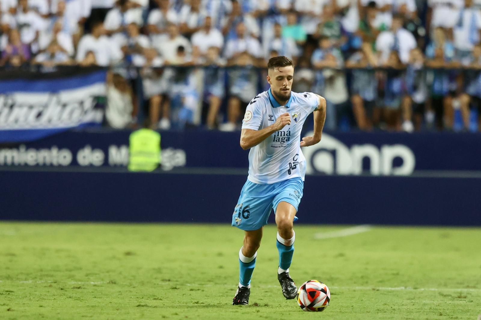 El Málaga CF-Atlético de Madrid B, en fotos