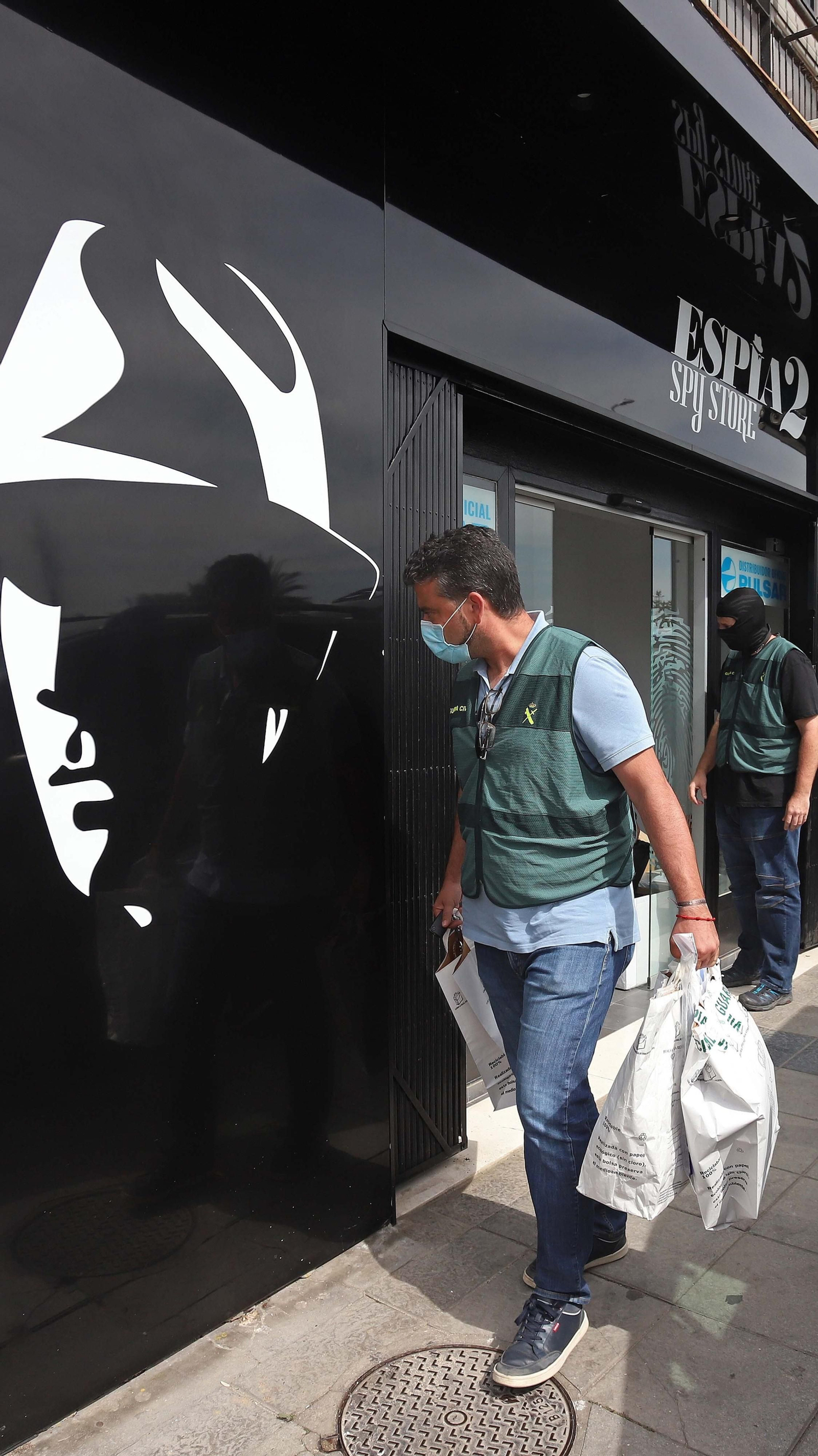 Fotos de los nuevos registros de la Guardia Civil en Algeciras Fotos de los nuevos registros de la Guardia Civil en Algeciras