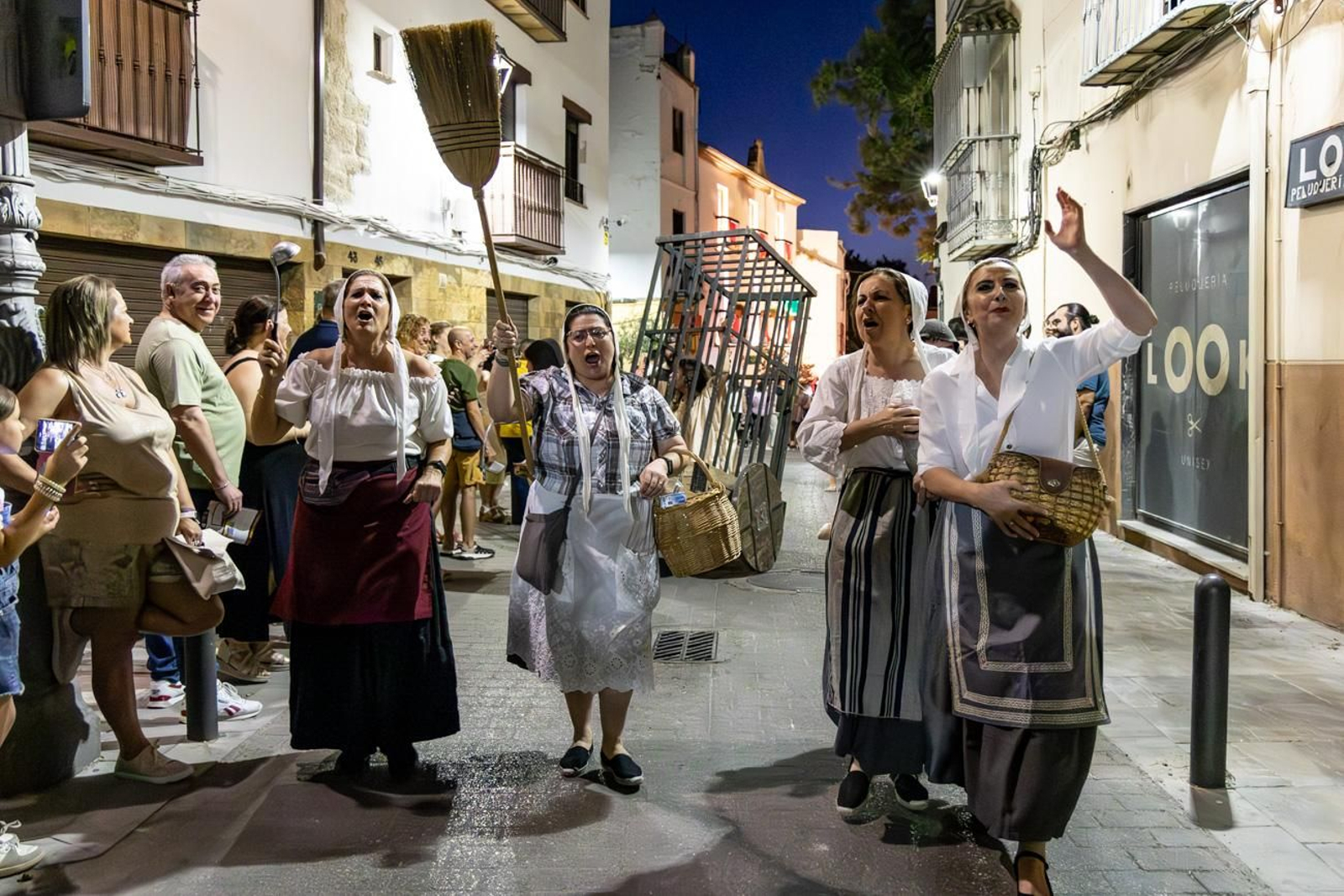 Exhibición de Bailes Medievales y Pasacalles del Lagarto de la Magdalena
