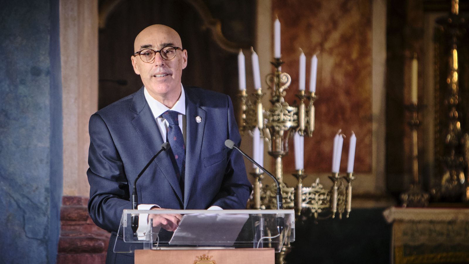 El Colegio de Abogados entrega el Premio Pérez Llorca a Alfonso Guerra en el Oratorio de San Felipe