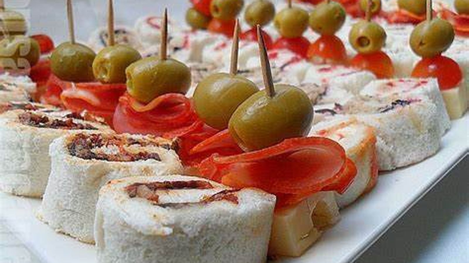 Aceitunas y otros aperitivos.